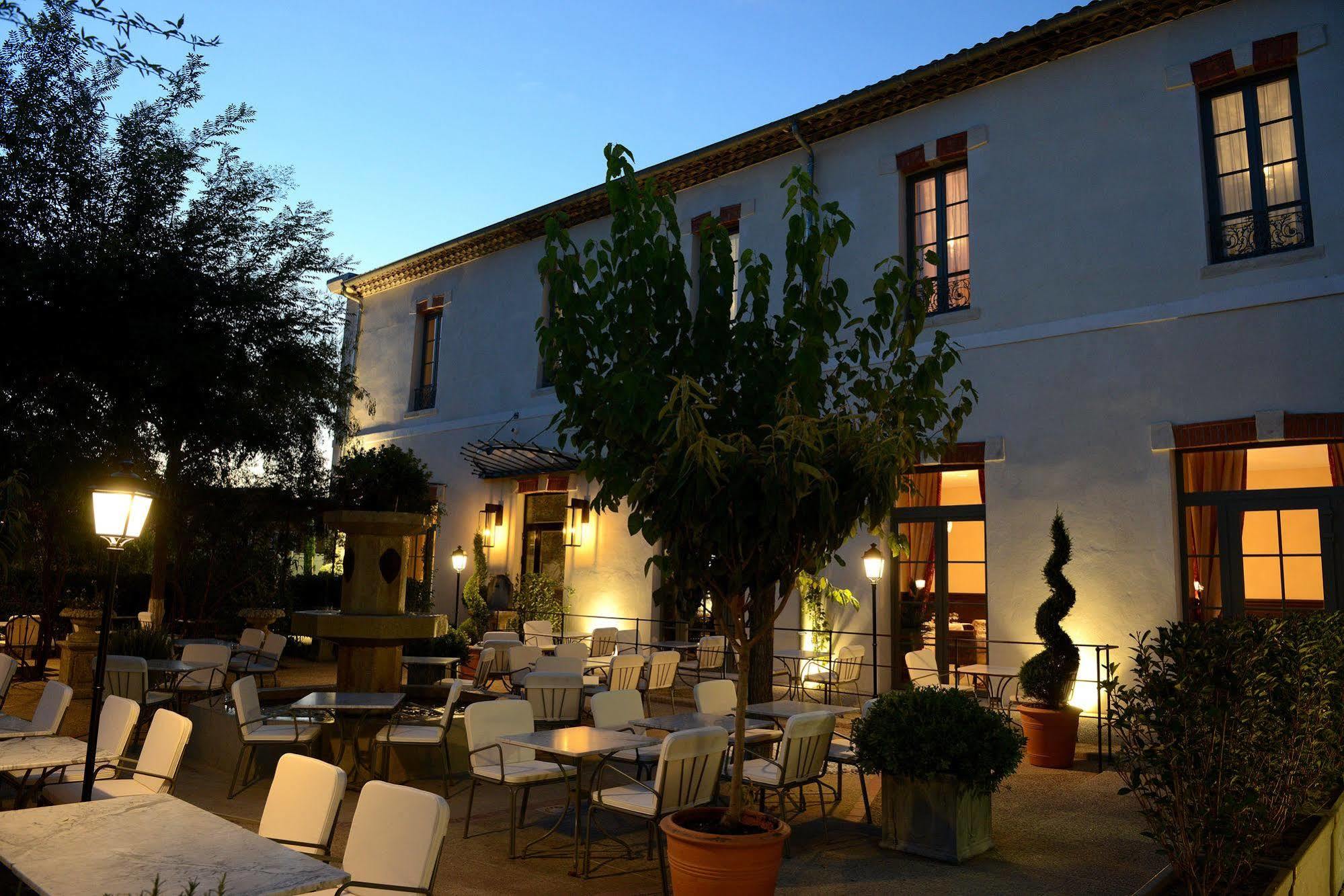 Grand Hotel Henri - Teritoria LʼIsle-sur-la-Sorgue Eksteriør billede
