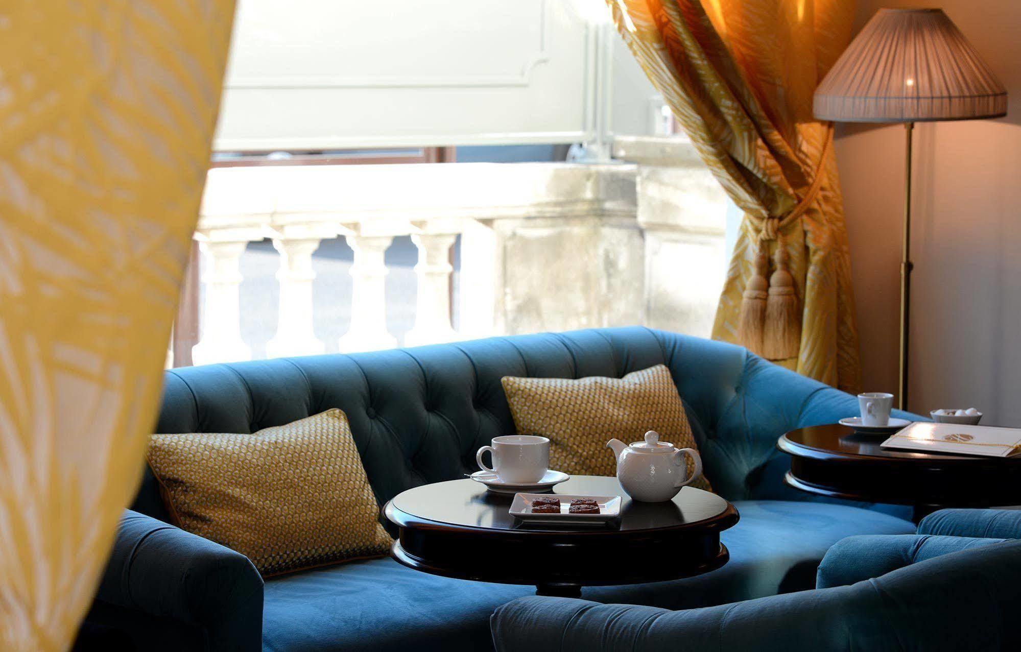 Grand Hotel Henri - Teritoria LʼIsle-sur-la-Sorgue Eksteriør billede